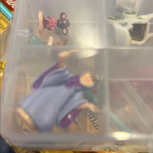 Polly pocket toy